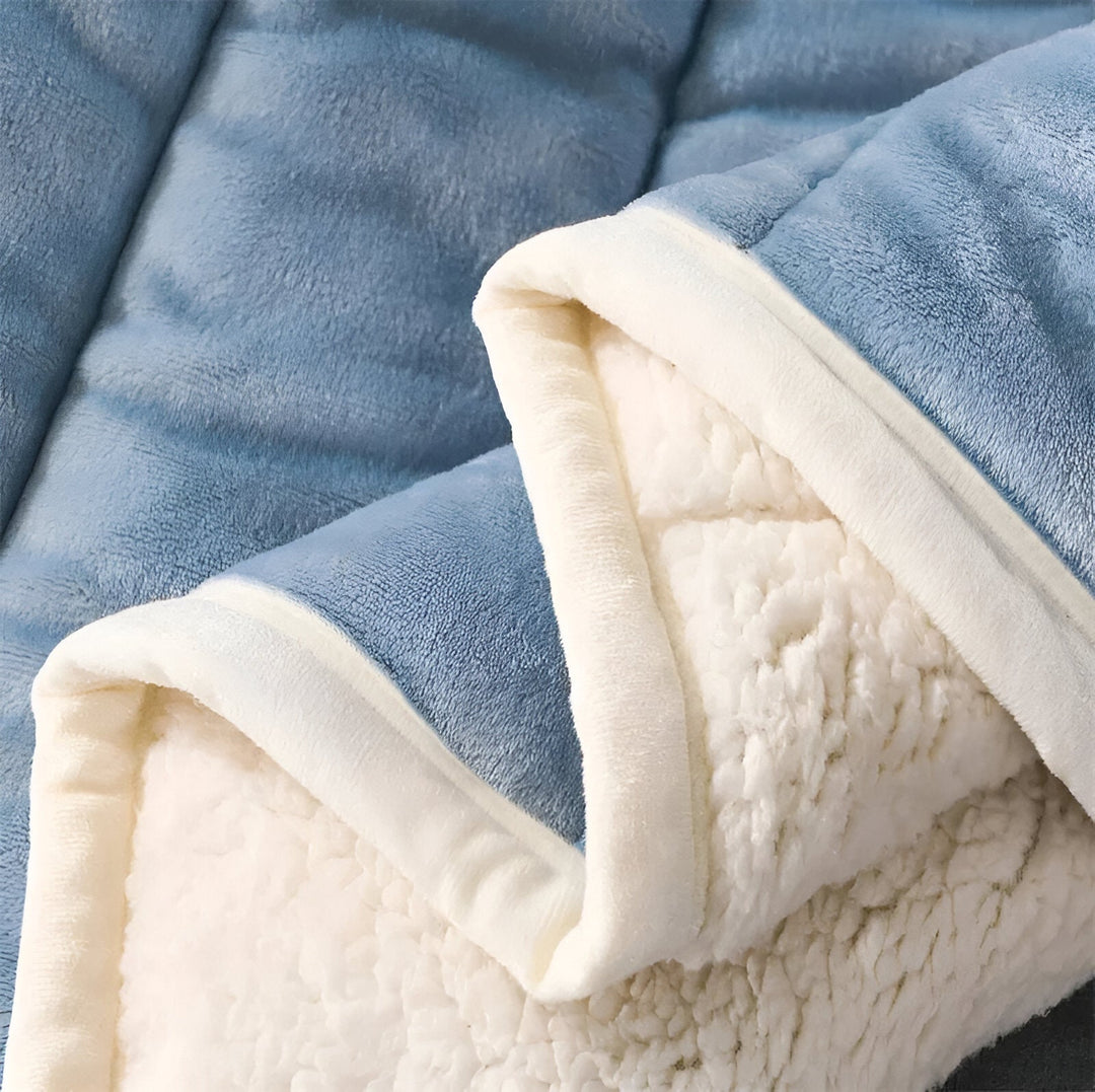 Luxe Super Soft Fleece Blanket in Four Sizes for Couch and Bed | Super Soft Fleece, Four Sizes | Fleece Blankets
