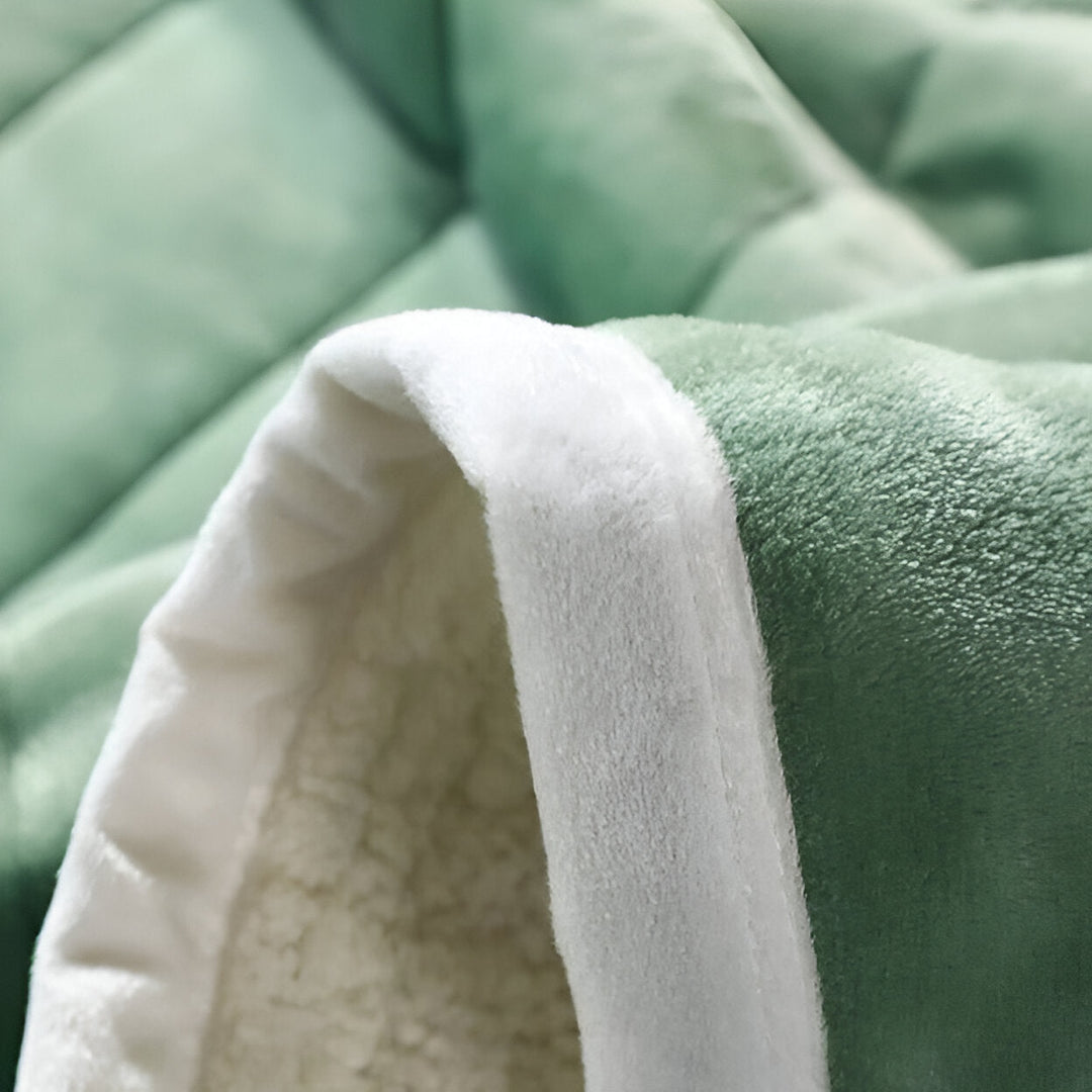 Luxe Super Soft Fleece Blanket in Four Sizes for Couch and Bed | Super Soft Fleece, Four Sizes | Fleece Blankets