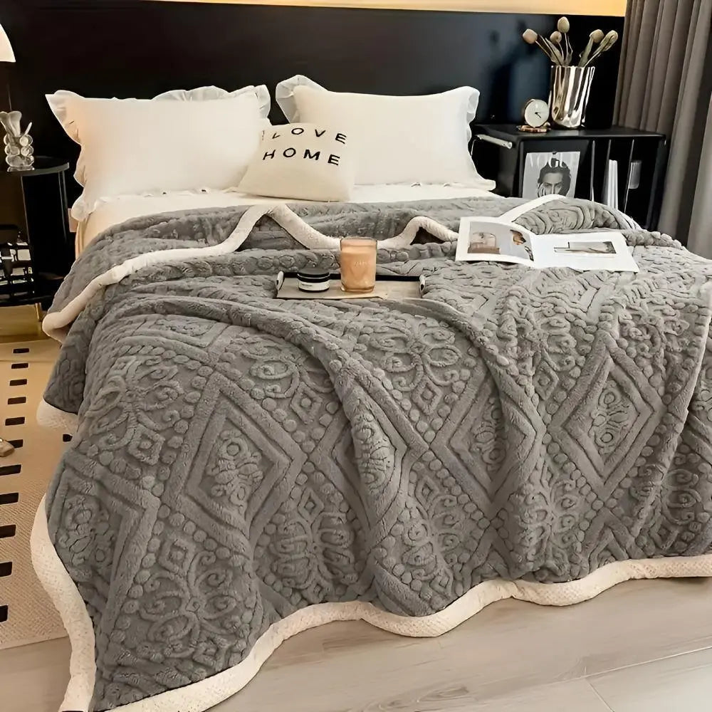 Class A Double-Sided Thickened Blanket with Velvety and Textured Sides | Reversible All-Season Blanket | Throw Blankets
