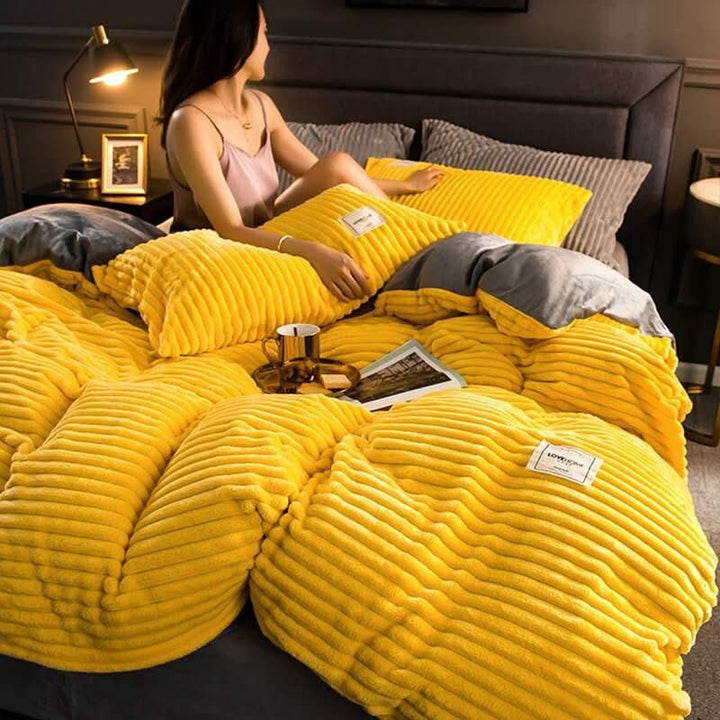 Soft Fleece Winter Duvet Cover and Pillow Cover Set in Premium Microfibre | Warm Fleece Duvet Cover for Winter Beds | Bedding Sets