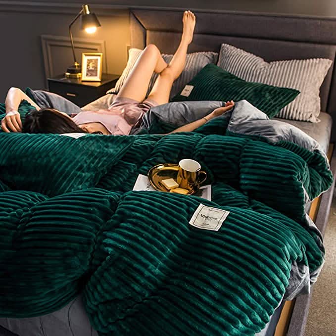 Soft Fleece Winter Duvet Cover and Pillow Cover Set in Premium Microfibre | Warm Fleece Duvet Cover for Winter Beds | Bedding Sets
