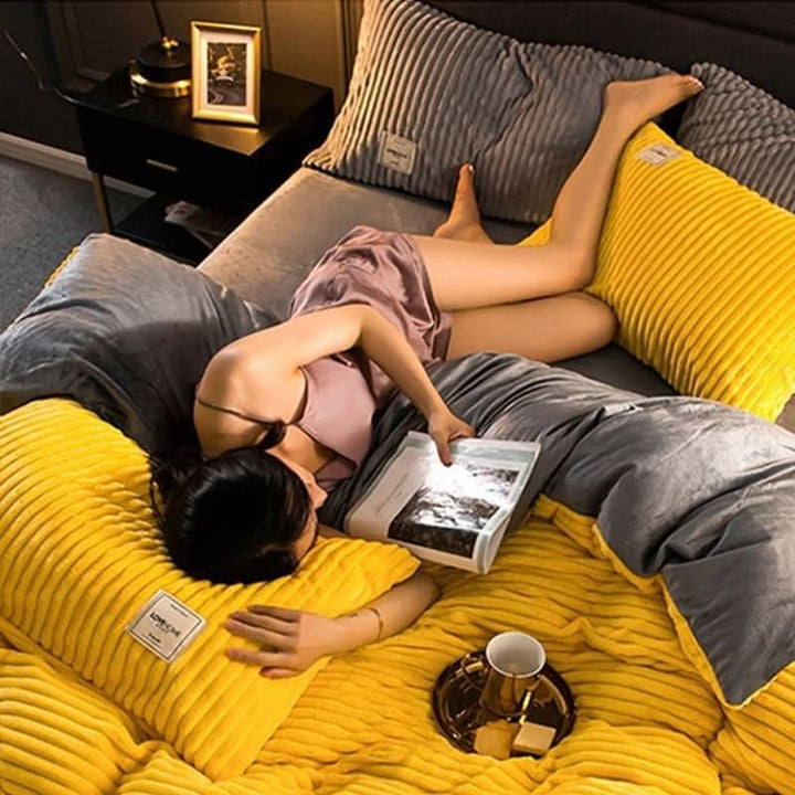 Soft Fleece Winter Duvet Cover and Pillow Cover Set in Premium Microfibre | Warm Fleece Duvet Cover for Winter Beds | Bedding Sets
