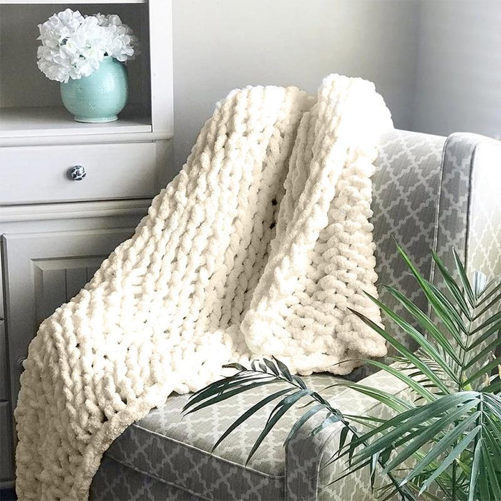 Chunky Knit Style Throw Blanket with Thick Woven Texture | Chunky Knit Texture, Calm Weight | Throw Blankets
