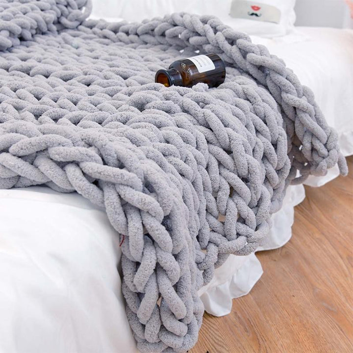 Chunky Knit Style Throw Blanket with Thick Woven Texture | Chunky Knit Texture, Calm Weight | Throw Blankets