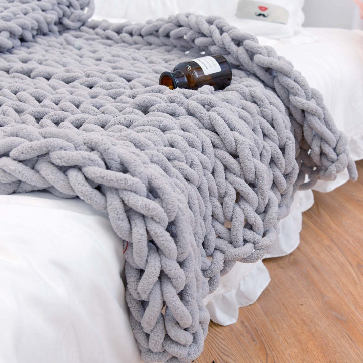 Chunky Knit Style Throw Blanket with Thick Woven Texture | Chunky Knit Texture, Calm Weight | Throw Blankets