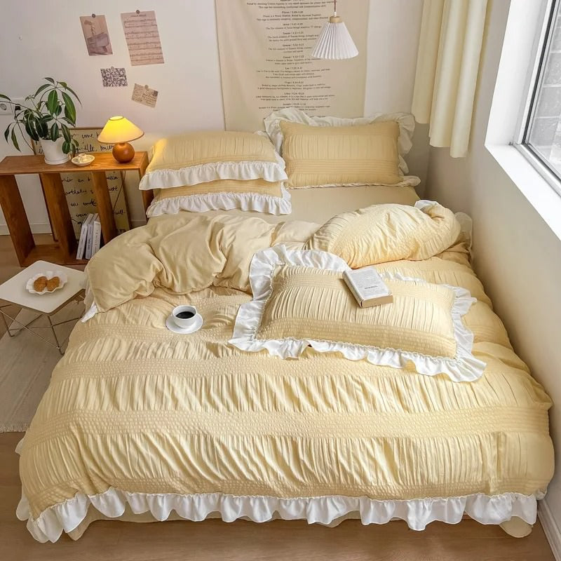 Solid Color Ruffle Duvet Cover Set in Thick Polyester | Ruffled Edge Bedding in Four Colours | Bedding Sets