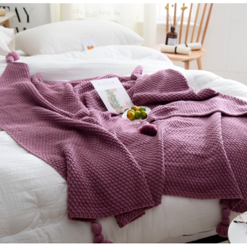 Chunky Waffle Knit Throw Blanket with Pom-Pom Tassels, 130 x 170 cm | Waffle Knit Throw with Pom-Poms | Throw Blankets