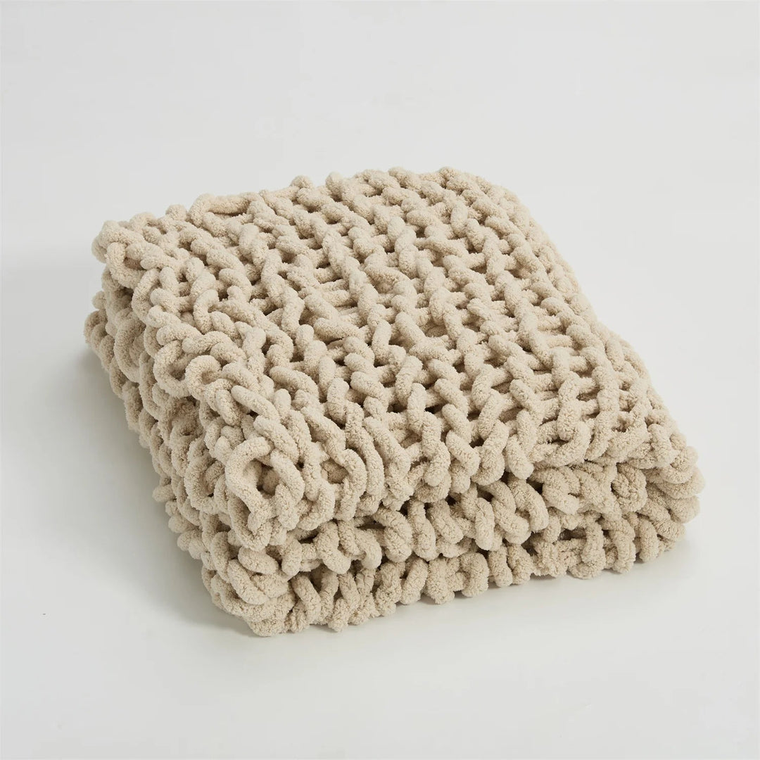 Chenille Chunky Knit Throw Blanket in White and Beige | Chunky Chenille for Cosy Rooms | Throw Blankets