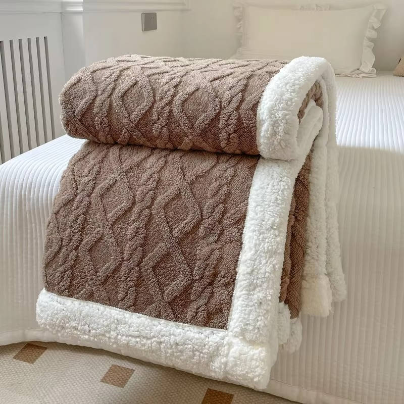 Double-Sided Fleece Blanket with Textured Taffeta and Fluffy Lamb Wool Faces | Two Fleece Sides, One Cosy Blanket | Throw Blankets