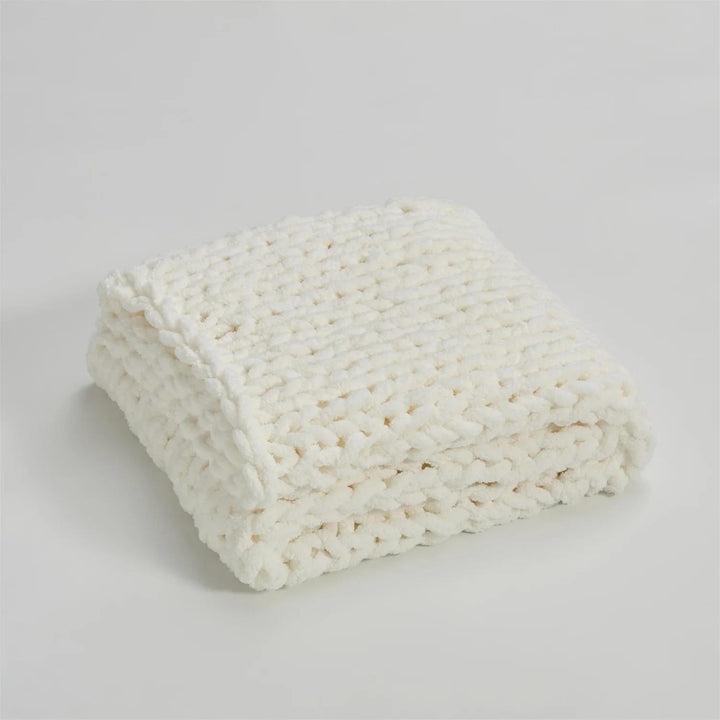 Chenille Chunky Knit Throw Blanket in White and Beige | Chunky Chenille for Cosy Rooms | Throw Blankets