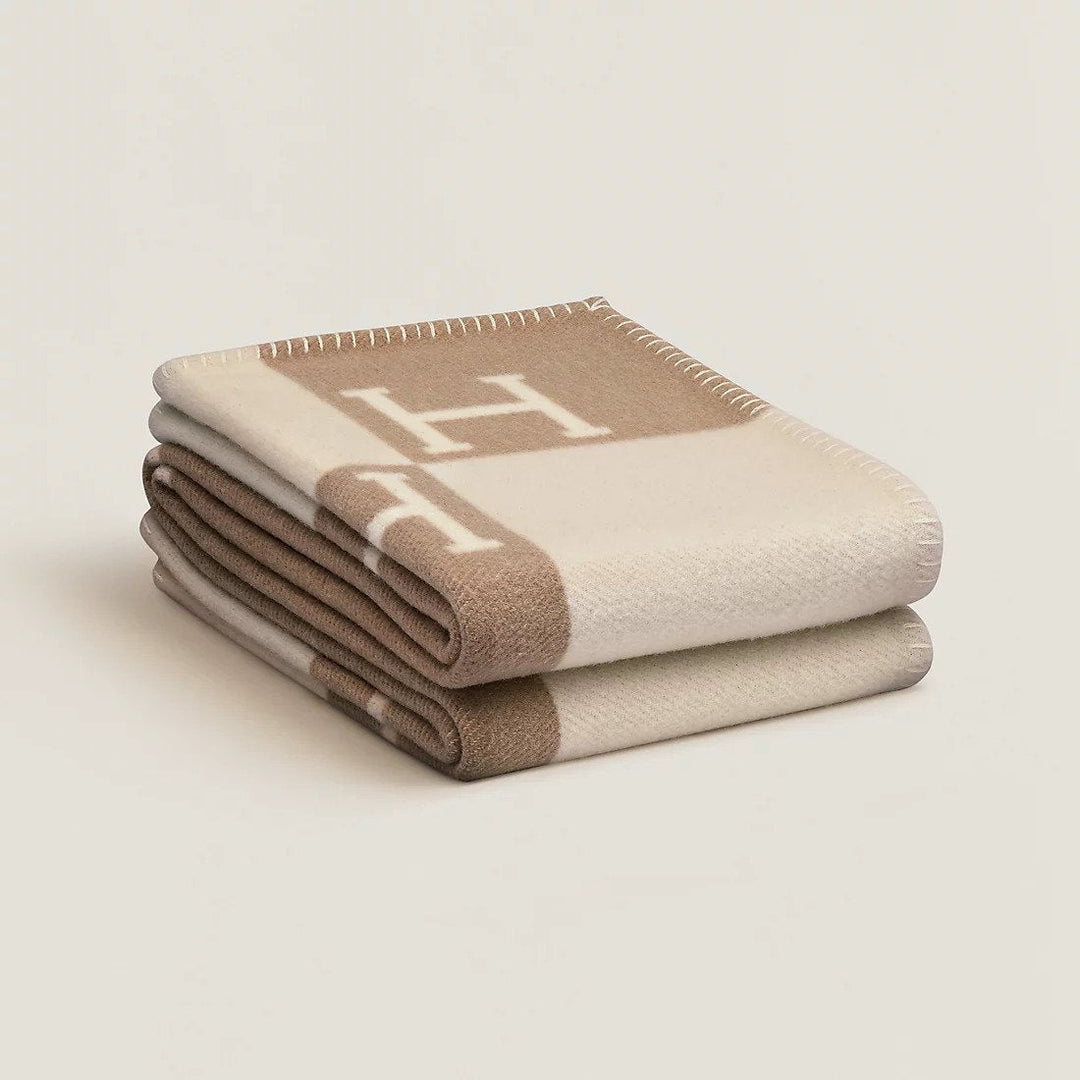 Luxurious Cotton Sofa Throw 140 x 170 cm in Four Colours | Cotton Sofa Throw for Cosy Rooms | Cotton Blankets