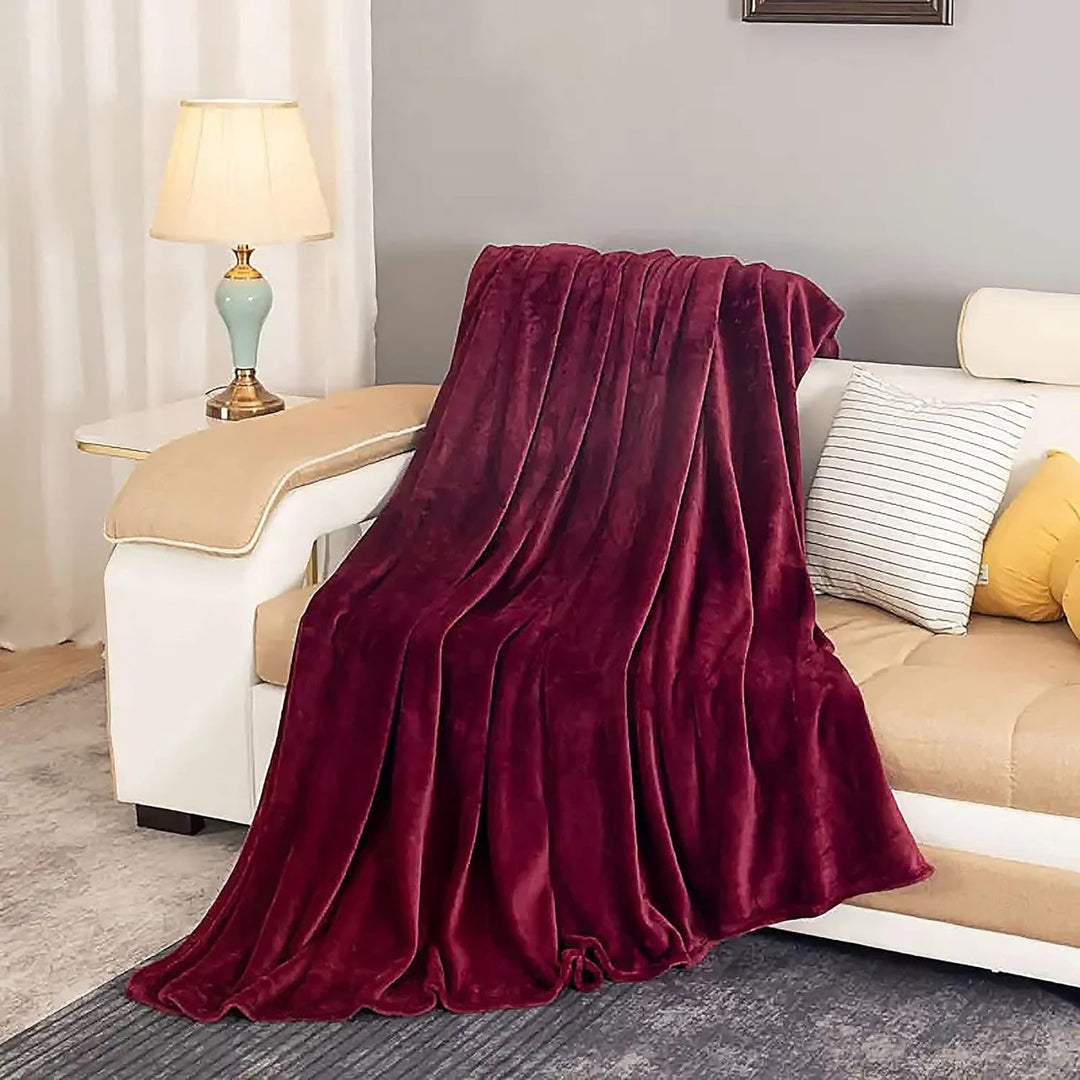 Faux Fur Mink Fleece Throw Blanket in Five Bed Sizes, Hypoallergenic | Mink-Look Fleece, Five Sizes | Throw Blankets