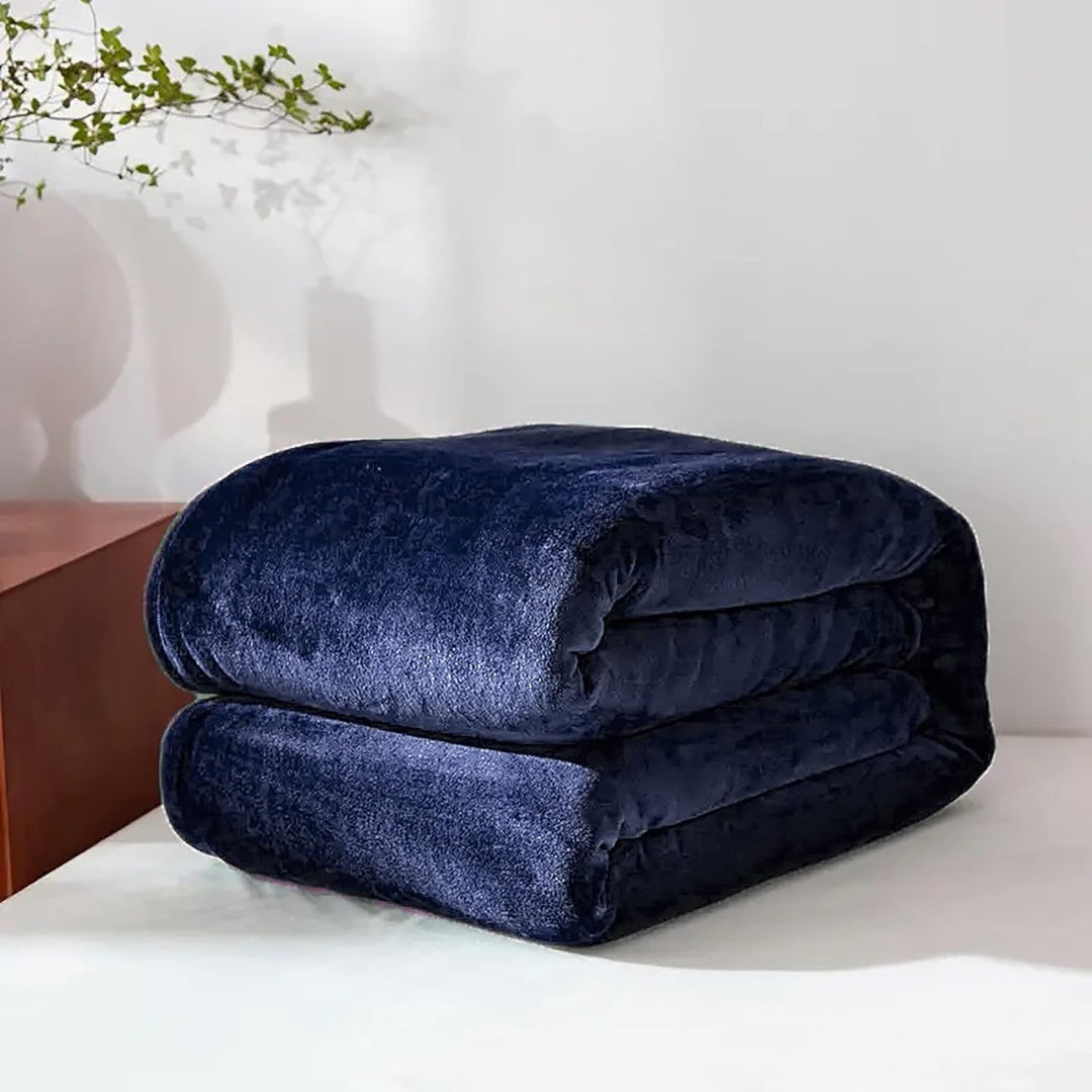 Faux Fur Mink Fleece Throw Blanket in Five Bed Sizes, Hypoallergenic | Mink-Look Fleece, Five Sizes | Throw Blankets