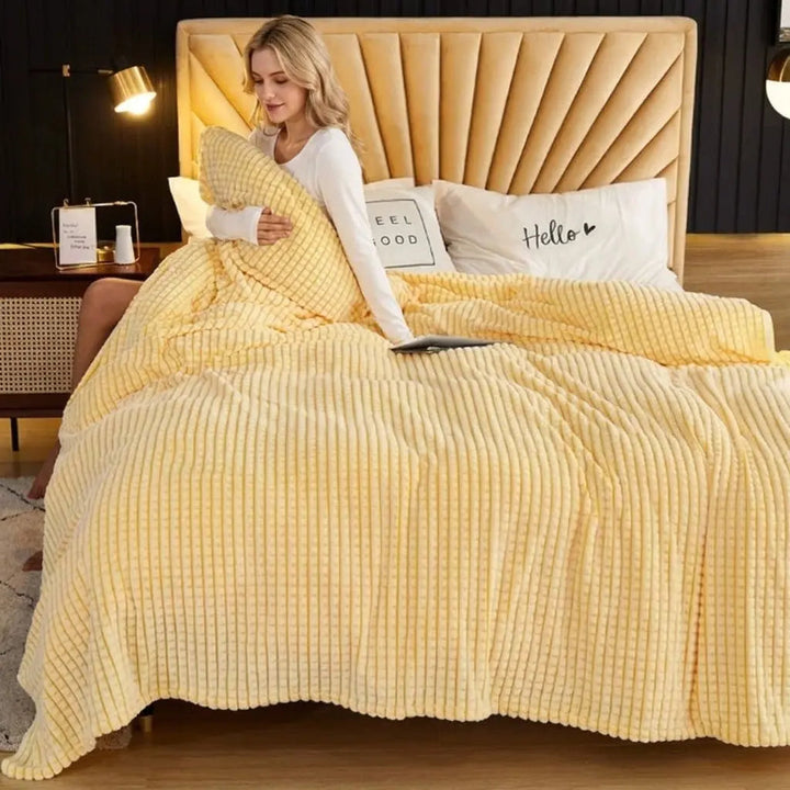 Ribbed Fleece Blanket in Soft Polyester for Sofa and Bedroom | Textured Fleece Throw Comfort | Fleece Blankets