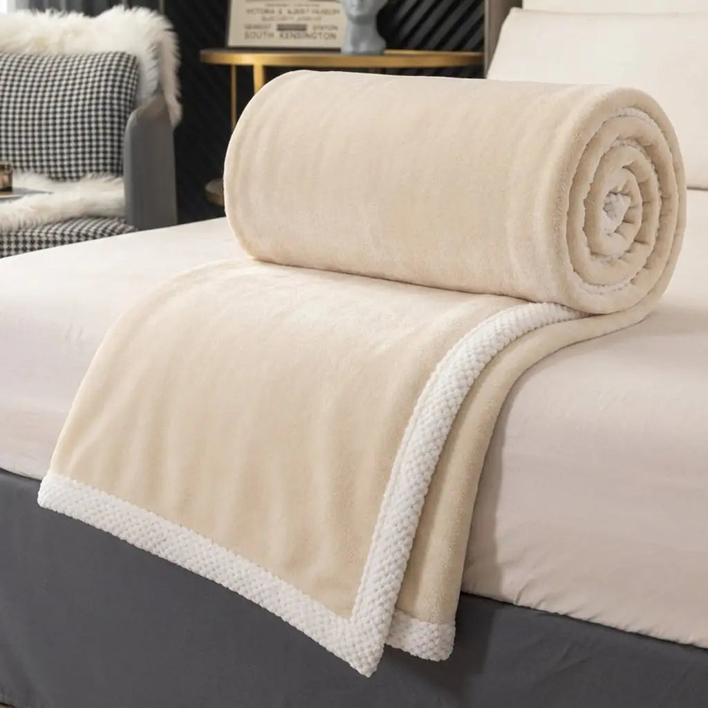 Soft Polyester Fleece Blanket with Trim Detail for Bed and Sofa | Soft Trimmed Fleece Comfort | Fleece Blankets