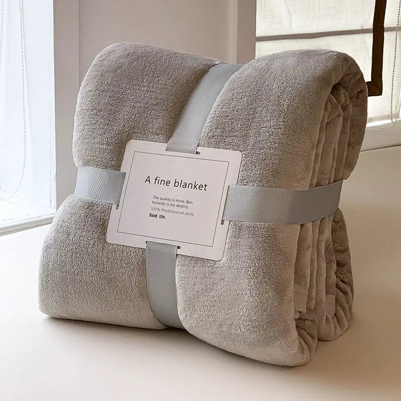 Thick Velvet Nap Blanket for Office, Sofa and Bedroom | Cosy Nap Blanket for Any Room | Fleece Blankets
