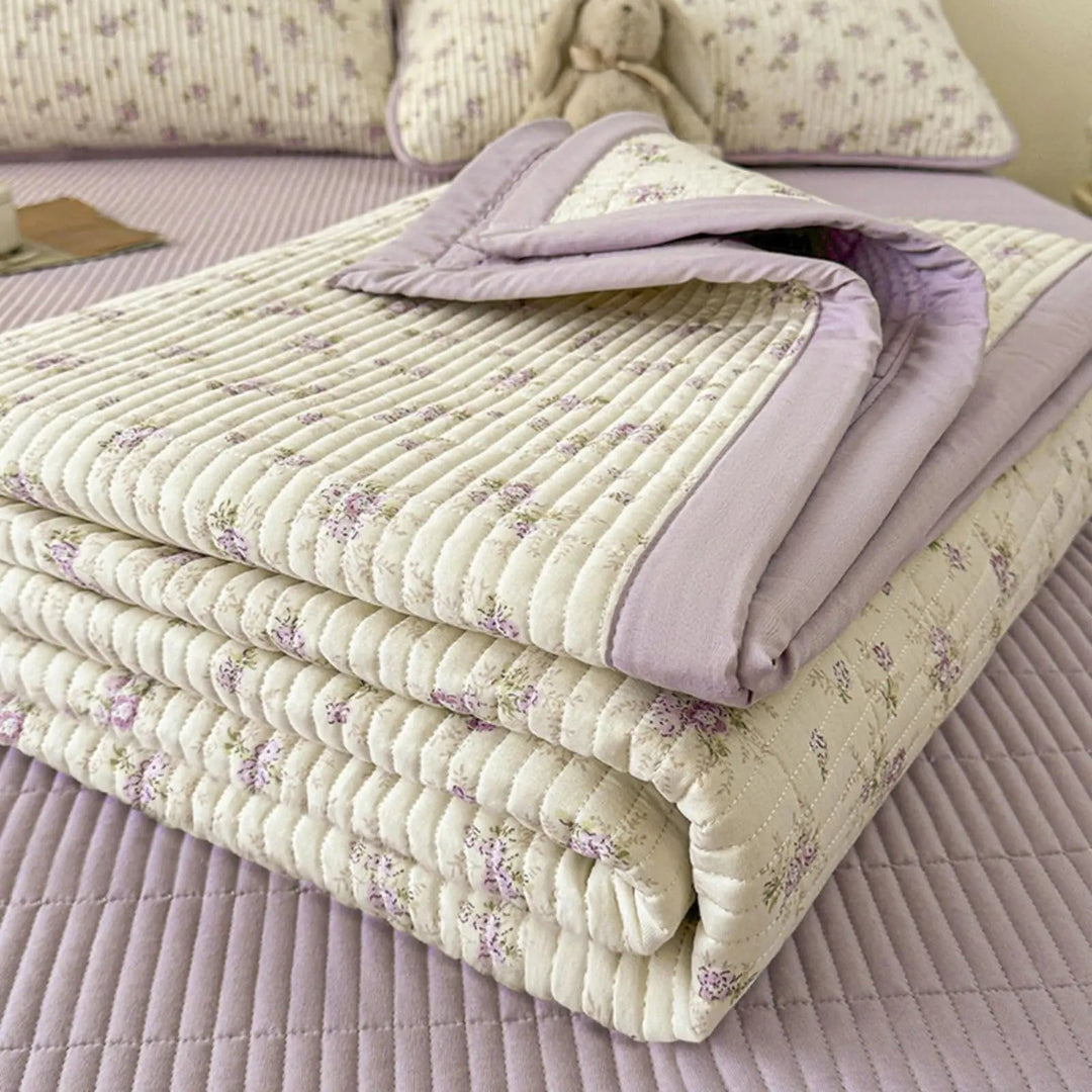 Purple Floral 3-Piece Bedding Set with Microfiber Duvet Cover and Zipper | Pretty Floral Bed Set in Soft Microfiber | Bedding Sets