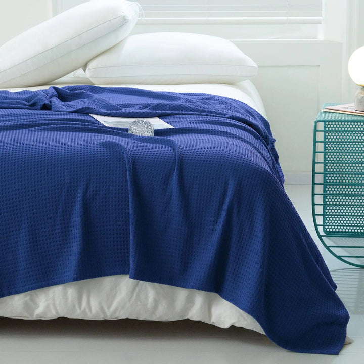100% Bamboo Cooling Blanket, Lightweight for Spring, Summer and Travel | Breathable Bamboo Layer | Cooling Blankets