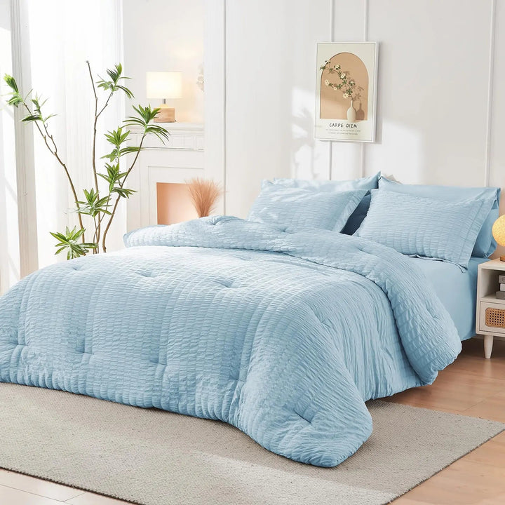 Microfiber Seersucker Duvet Cover Set with Zipper and Corner Ties | Crinkle Texture Duvet Set | Duvet Cover Sets