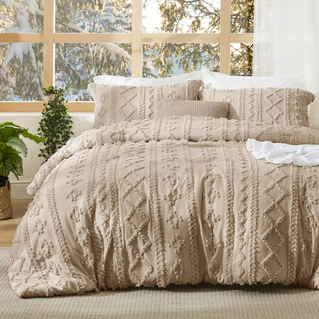 Tufted Boho Comforter Set with Embroidered Texture, 3 Pieces | Tufted Boho Comforter Set | Bedding Sets