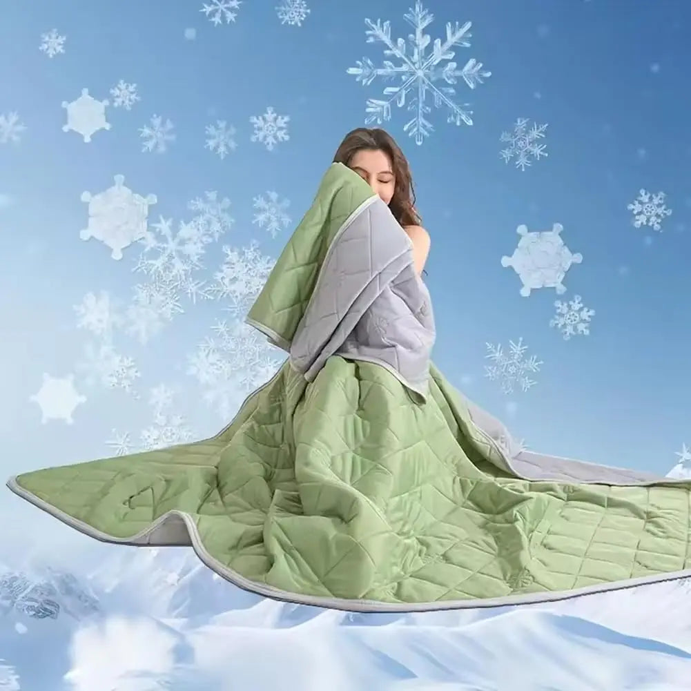 Dual-Sided Lightweight Quilted Cooling Blanket in Polyester for Summer | Quilted Cooling Cover for Summer | Cooling Blankets