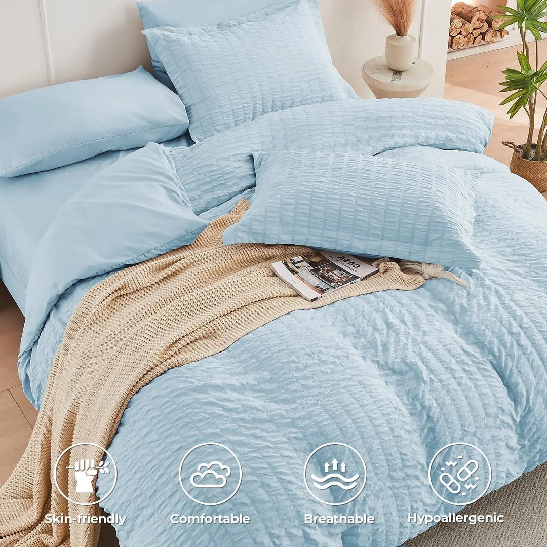 Microfiber Seersucker Duvet Cover Set with Zipper and Corner Ties | Crinkle Texture Duvet Set | Duvet Cover Sets