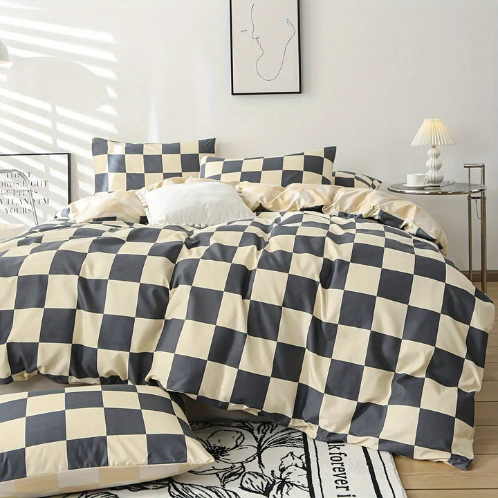 Checkered 4-Piece Bedding Set with Duvet Cover, Sheet, Pillowcases | Checkered Style, Soft Polyester | Bedding Sets