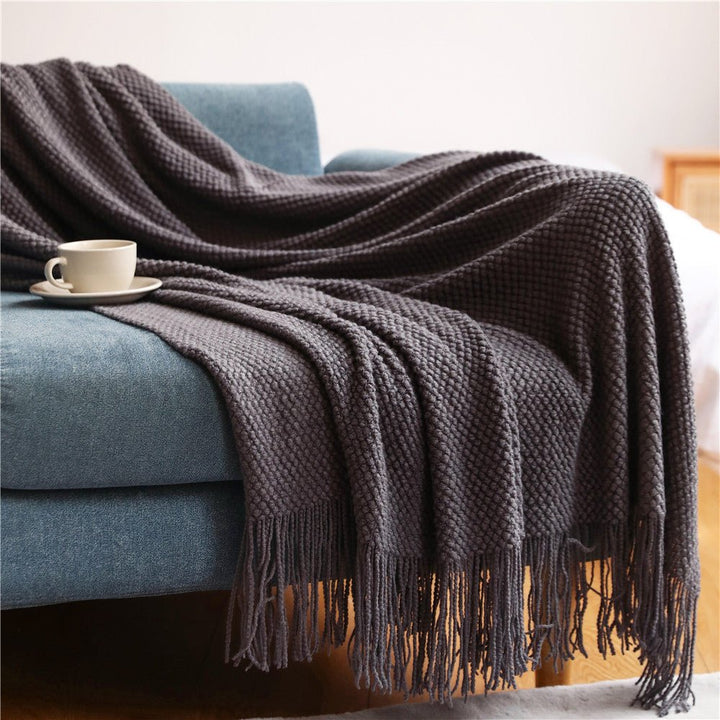 Nordic Knitted Throw Blanket in Six Colours and Two Sizes | Scandinavian Knit for Cosy Evenings | Throw Blankets