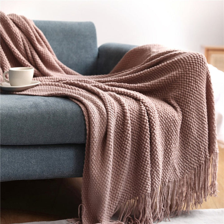 Nordic Knitted Throw Blanket in Six Colours and Two Sizes | Scandinavian Knit for Cosy Evenings | Throw Blankets