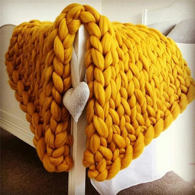 Handmade Chunky Knit Blanket, Super Soft and Warm, 80 x 100 cm | Artisan Chunky Knit in Earthy Colours | Throw Blankets