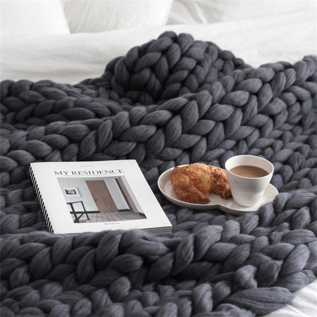 Handmade Chunky Knit Blanket, Super Soft and Warm, 80 x 100 cm | Artisan Chunky Knit in Earthy Colours | Throw Blankets