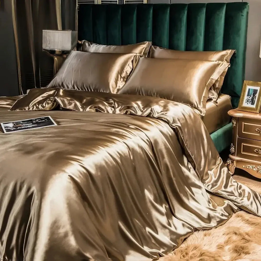100% Mulberry Silk Bedding Set with Duvet Cover and Pillowcases | Pure Silk Bedding for Cooler Nights | Bedding Sets