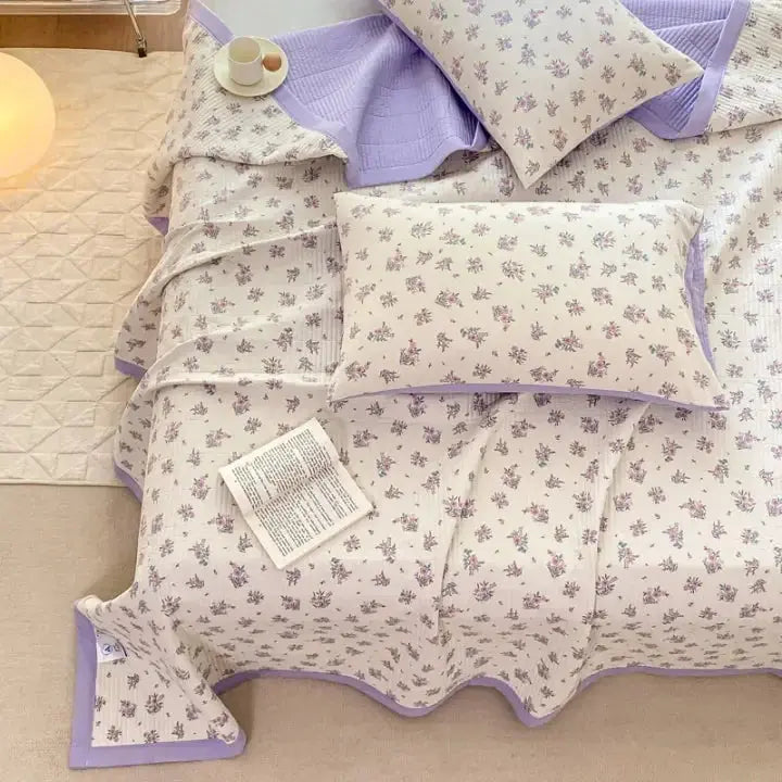 Purple Floral 3-Piece Bedding Set with Microfiber Duvet Cover and Zipper | Pretty Floral Bed Set in Soft Microfiber | Bedding Sets